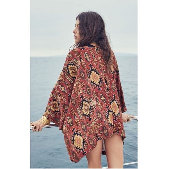 Chaser Tops - Chaser Boho Patterned Rust/Mustard Kimono Size M/L NWT
